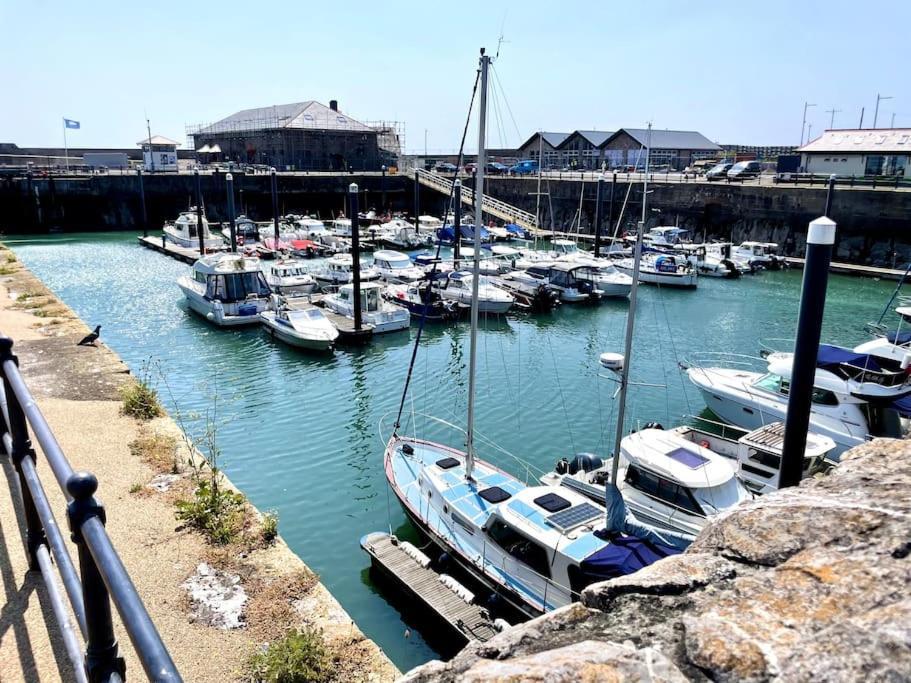 Luxury Porthcawl 1 Bedroom Apt, Prime Location 外观 照片